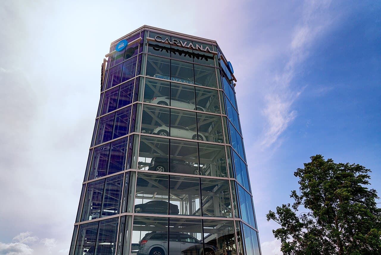 Carvana car vending machine building in Dallas.