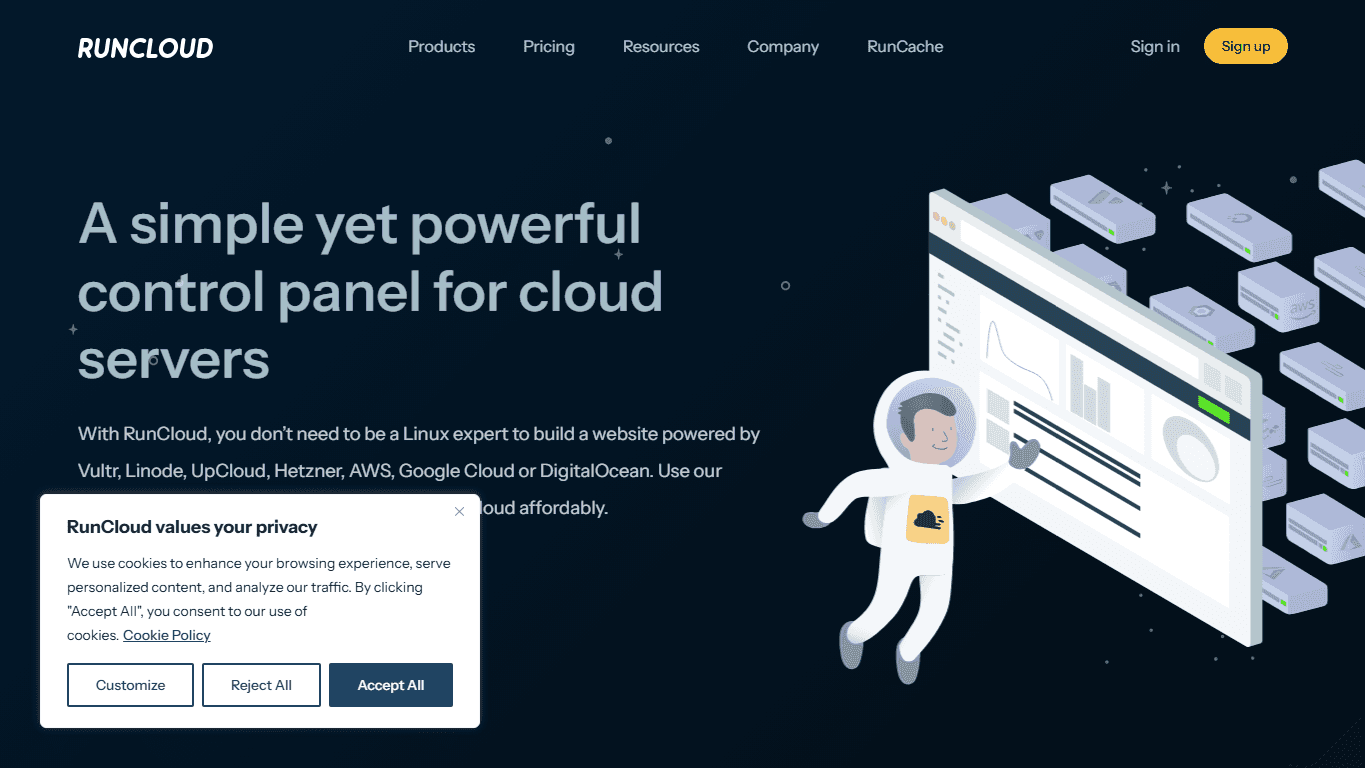 RunCloud homepage screenshot of the official website interface